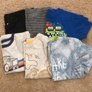 Lot of toddler boy 18 Months t-shirts